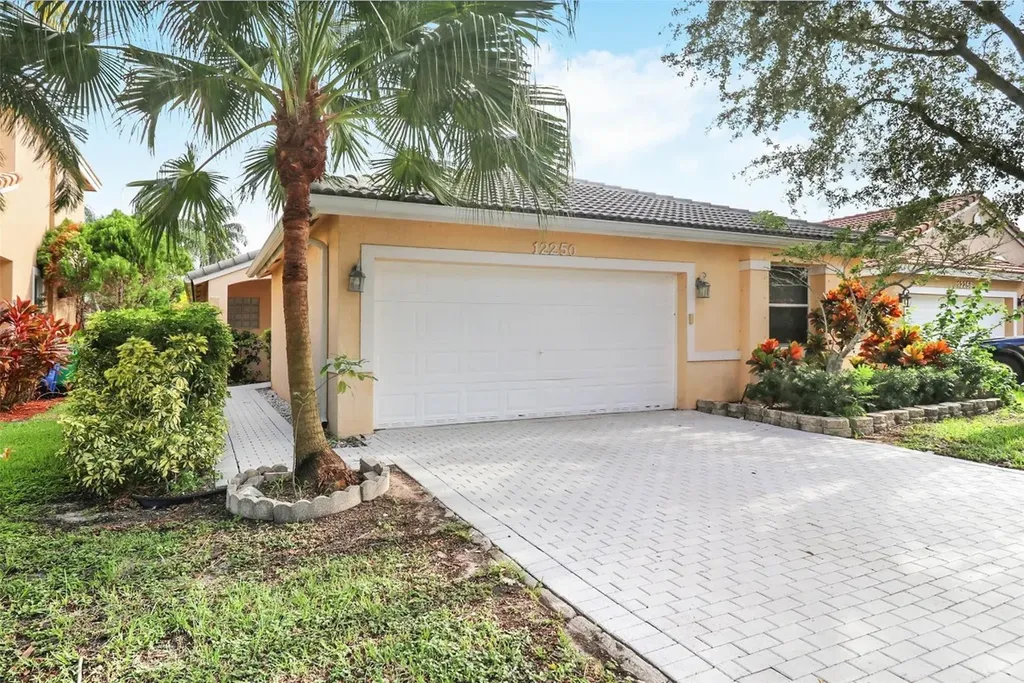 12250 NW 57th Street Coral Springs FL 33076