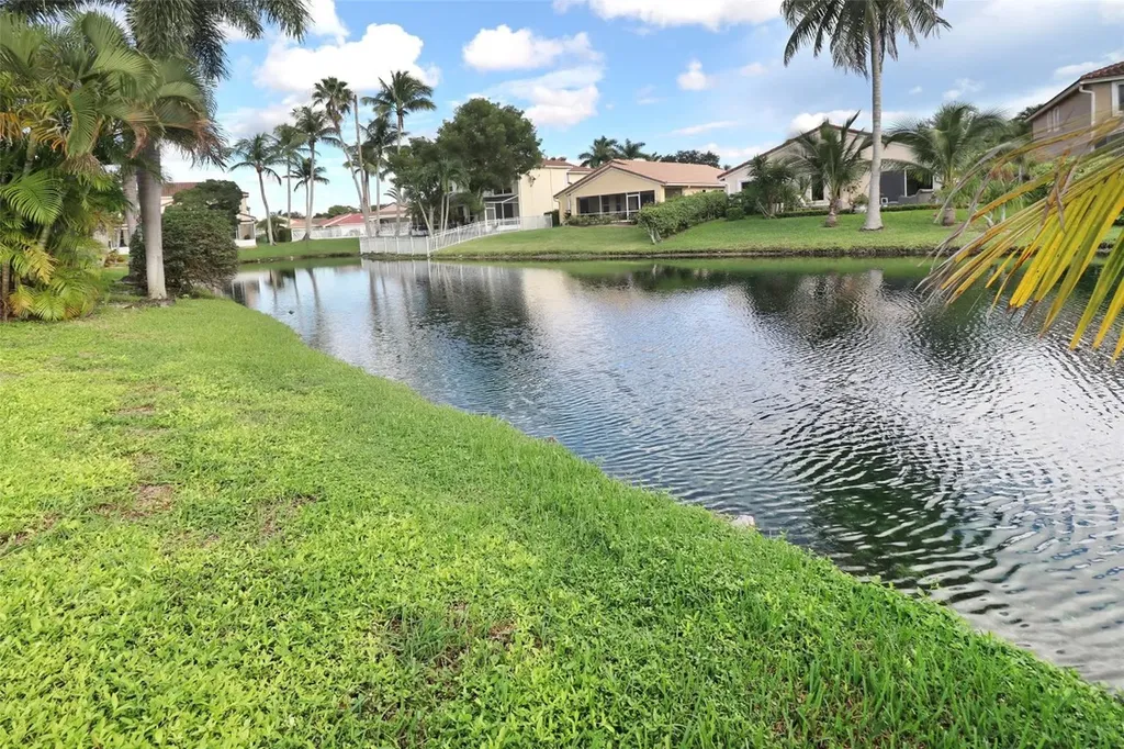12250 NW 57th Street Coral Springs FL 33076