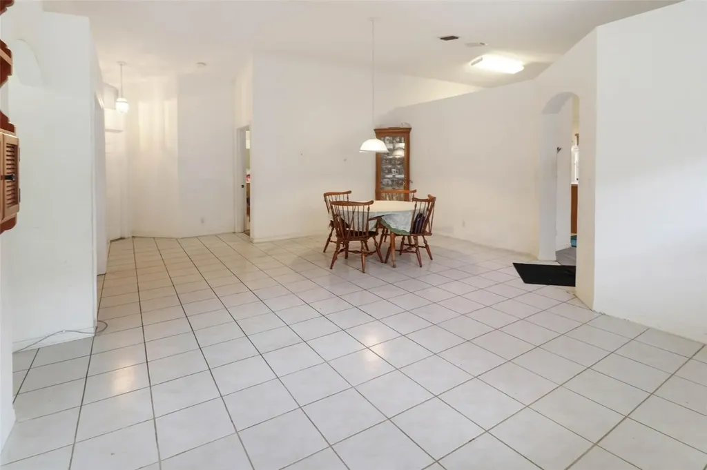 12250 NW 57th Street Coral Springs FL 33076