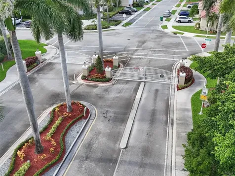 12250 NW 57th Street Coral Springs FL 33076