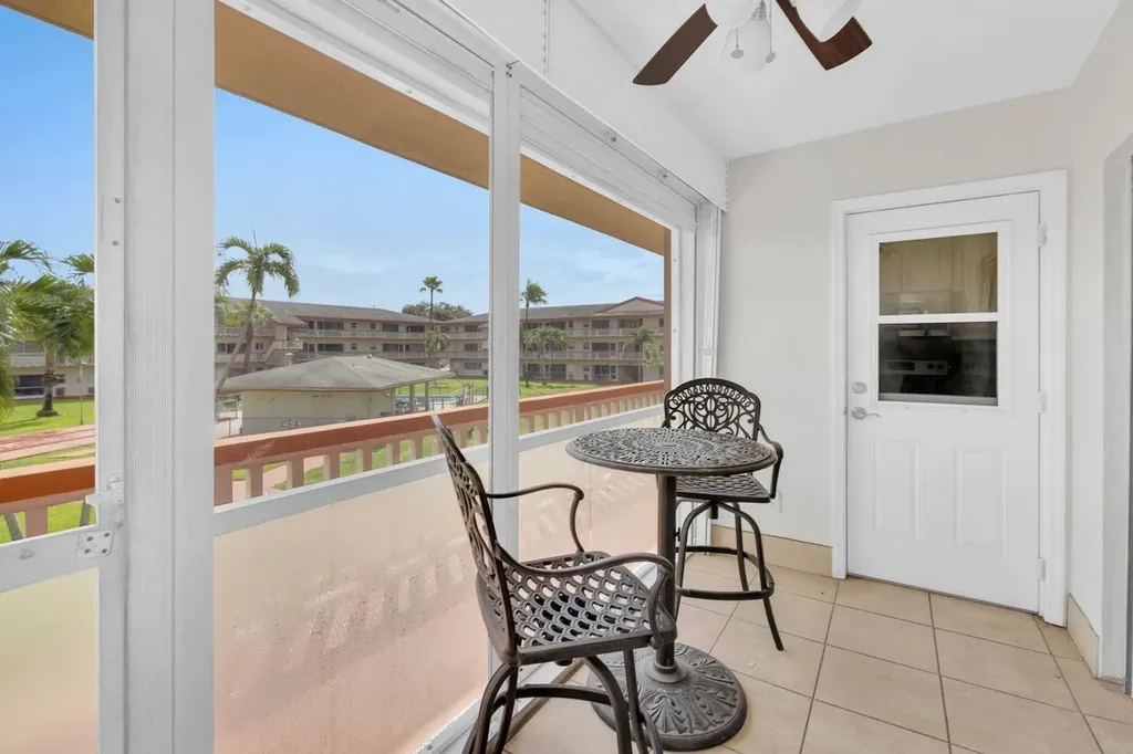 5300 Washington Street Hollywood FL 33021