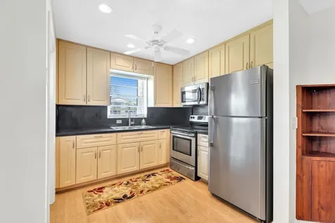 5300 Washington Street Hollywood FL 33021
