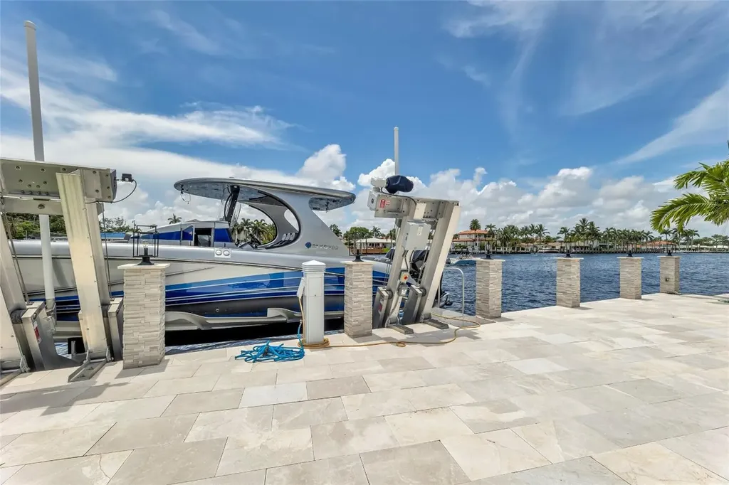 2005 N Riverside Drive Pompano Beach FL 33062