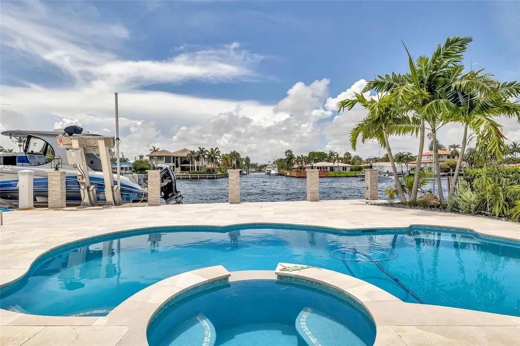 2005 N Riverside Drive Pompano Beach FL 33062