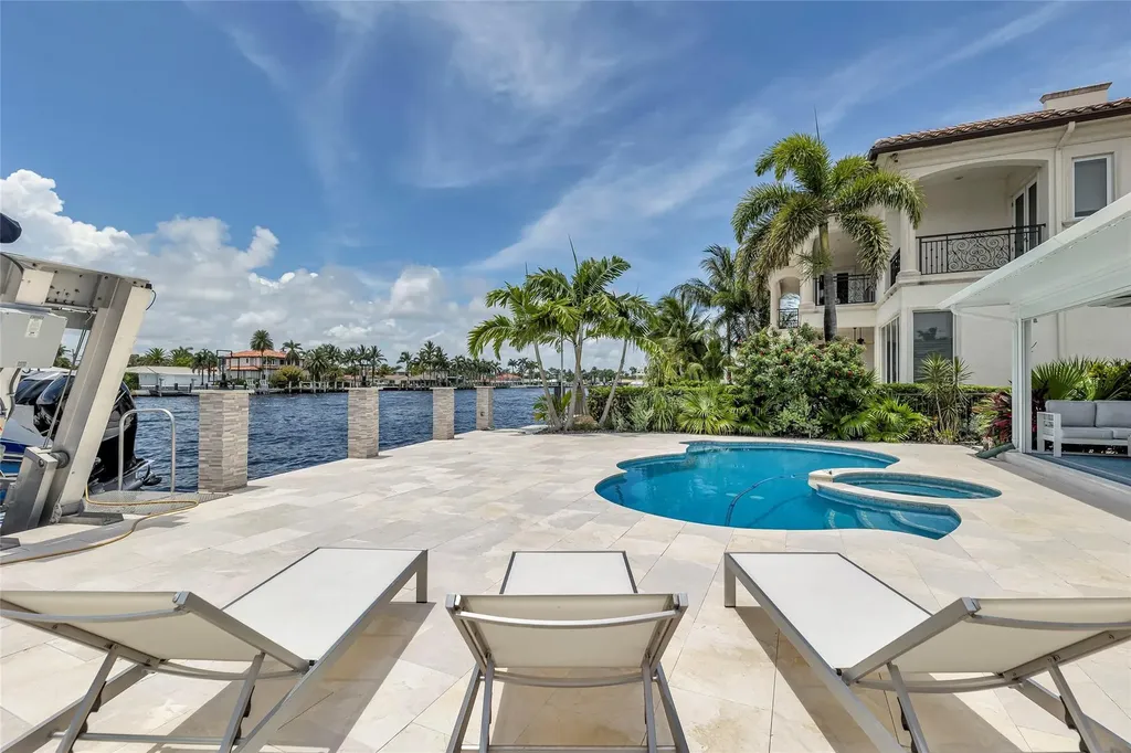 2005 N Riverside Drive Pompano Beach FL 33062
