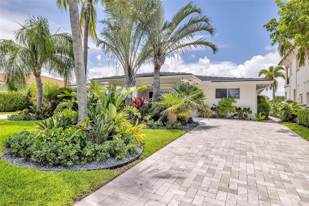 2005 N Riverside Drive Pompano Beach FL 33062