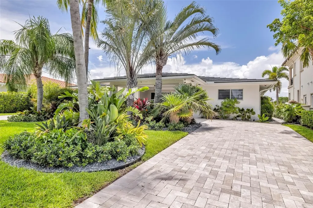 2005 N Riverside Drive Pompano Beach FL 33062
