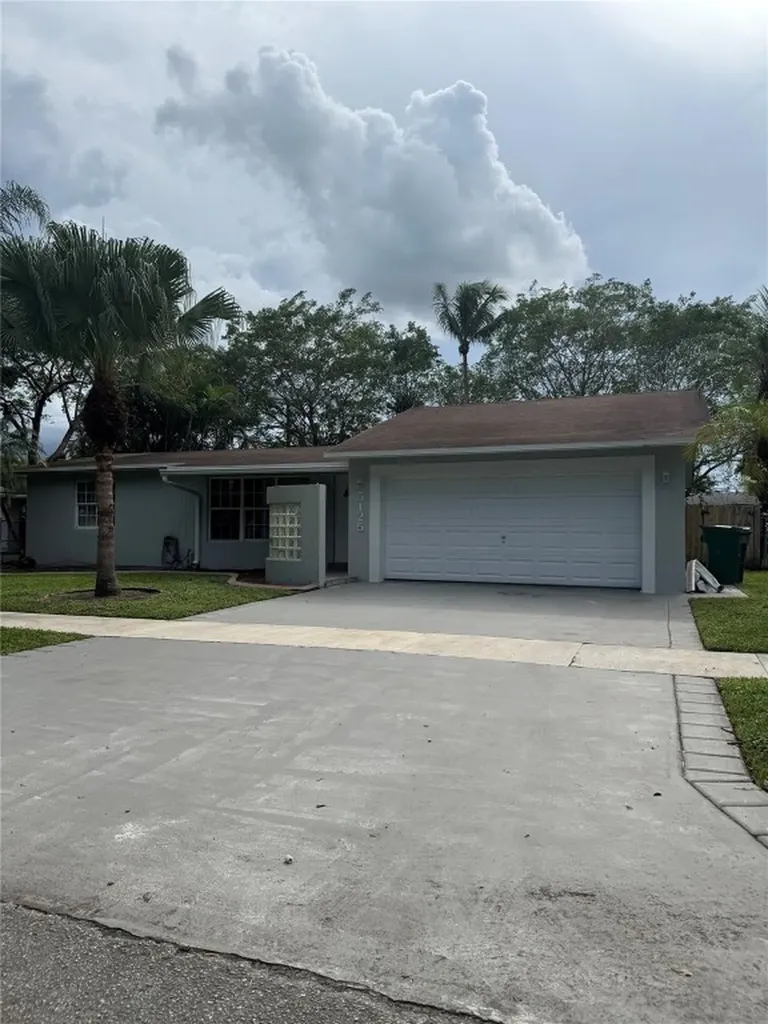 5125 SW 92nd Terrace Cooper City FL 33328