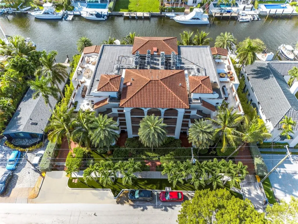 1532 SE 12th Street Fort Lauderdale FL 33316