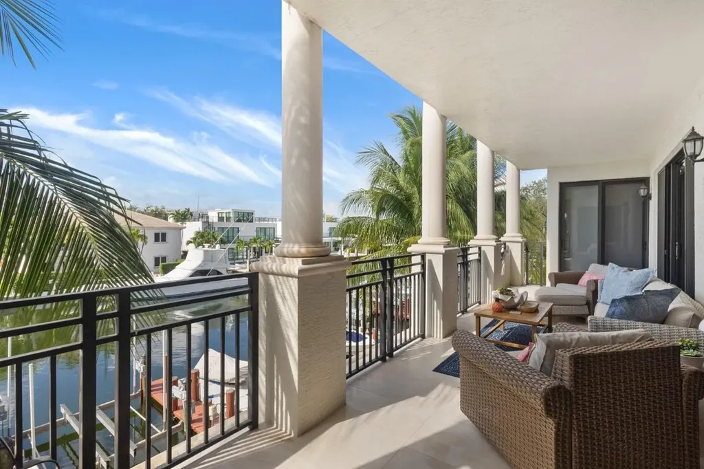 1532 SE 12th Street Fort Lauderdale FL 33316