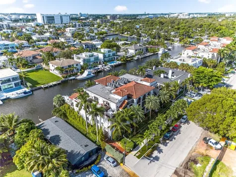 1532 SE 12th Street Fort Lauderdale FL 33316