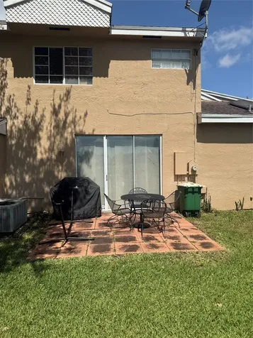 7081 Woodmont Way Tamarac FL 33321