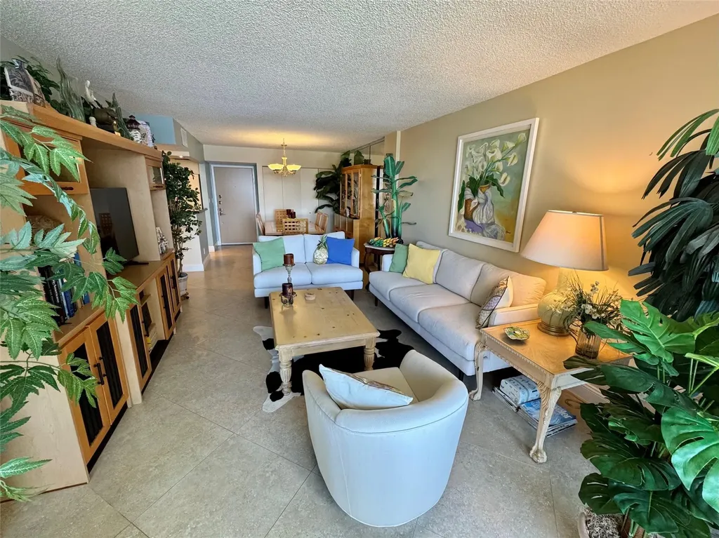 740 S Federal Highway Pompano Beach FL 33062