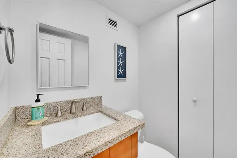 400 N Surf Road Hollywood FL 33019