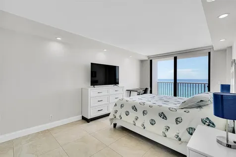 400 N Surf Road Hollywood FL 33019