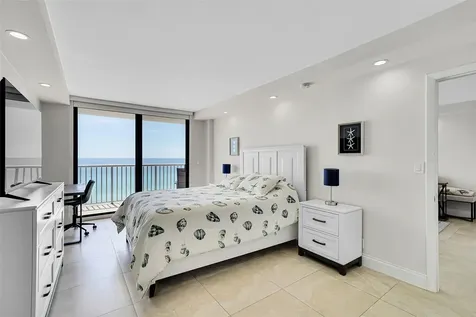 400 N Surf Road Hollywood FL 33019