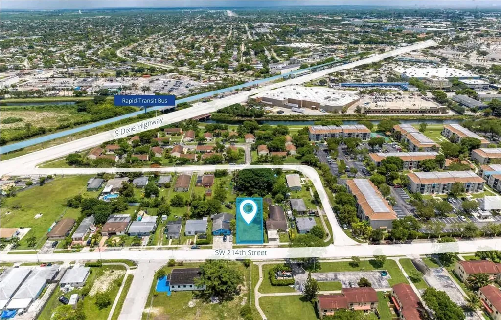 11417 SW 214th Miami FL 33189