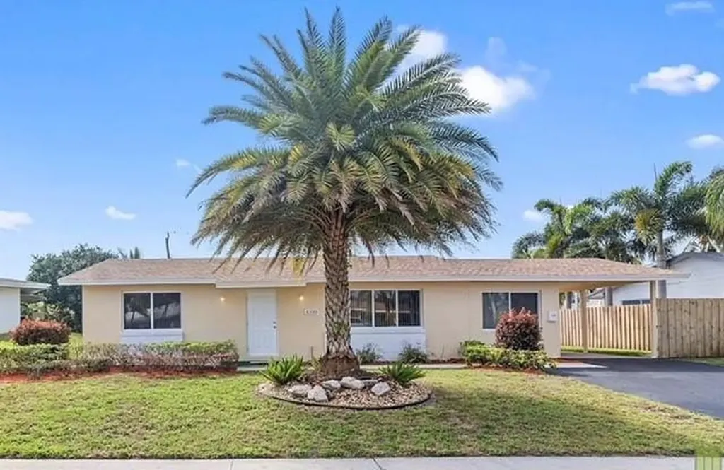 4330 NW 10th Street Coconut Creek FL 33066