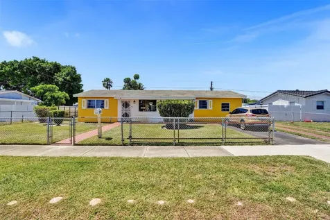 2772 NW 212th Street Miami Gardens FL 33056