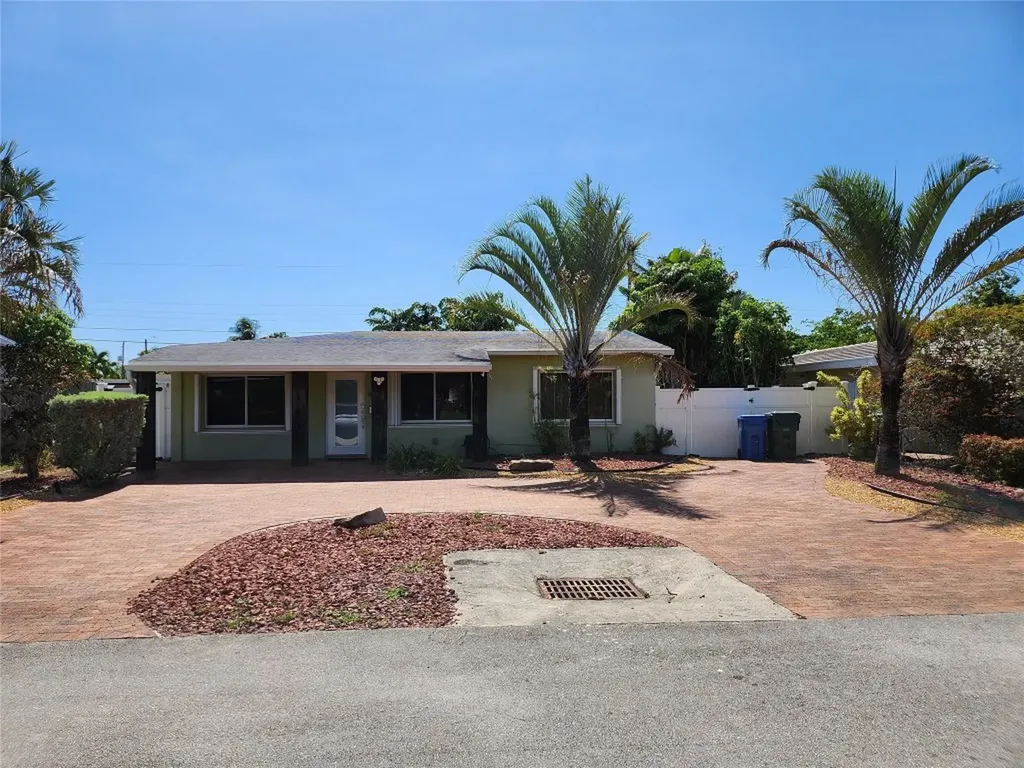 4610 NE 3rd Avenue Fort Lauderdale FL 33334