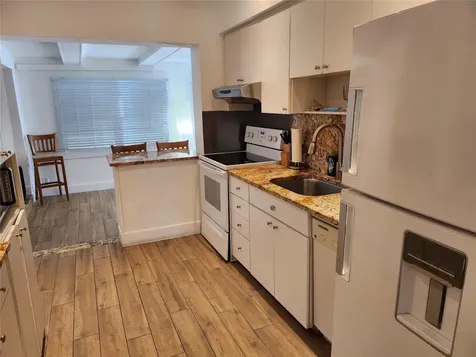 4610 NE 3rd Avenue Fort Lauderdale FL 33334