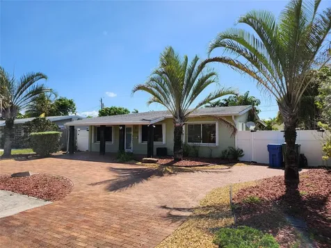 4610 NE 3rd Avenue Fort Lauderdale FL 33334