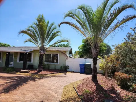 4610 NE 3rd Avenue Fort Lauderdale FL 33334