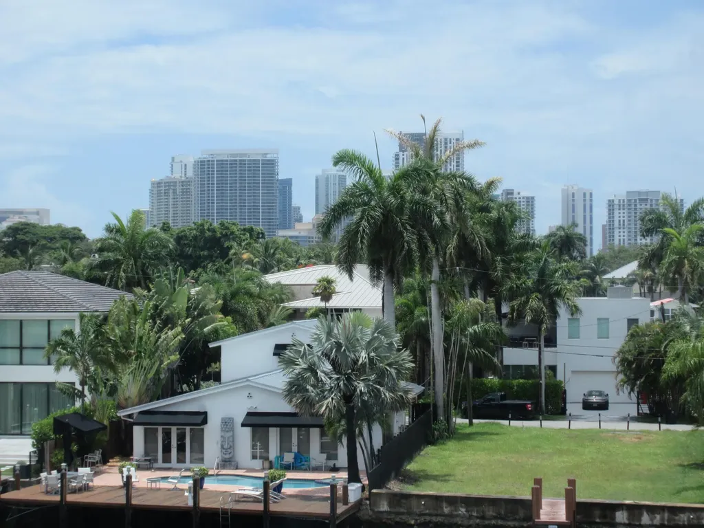 45 Hendricks Isle Fort Lauderdale FL 33301