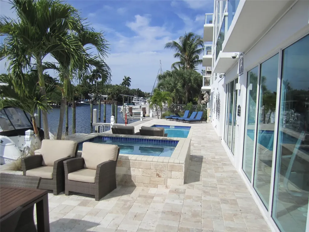 45 Hendricks Isle Fort Lauderdale FL 33301