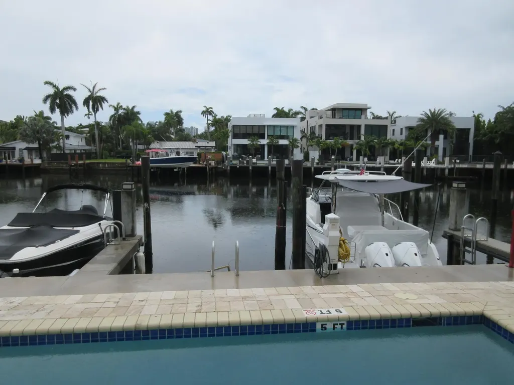 45 Hendricks Isle Fort Lauderdale FL 33301