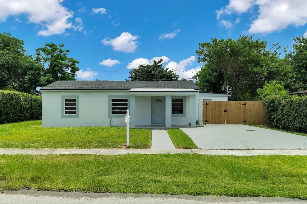 14620 Tyler Street Miami FL 33176
