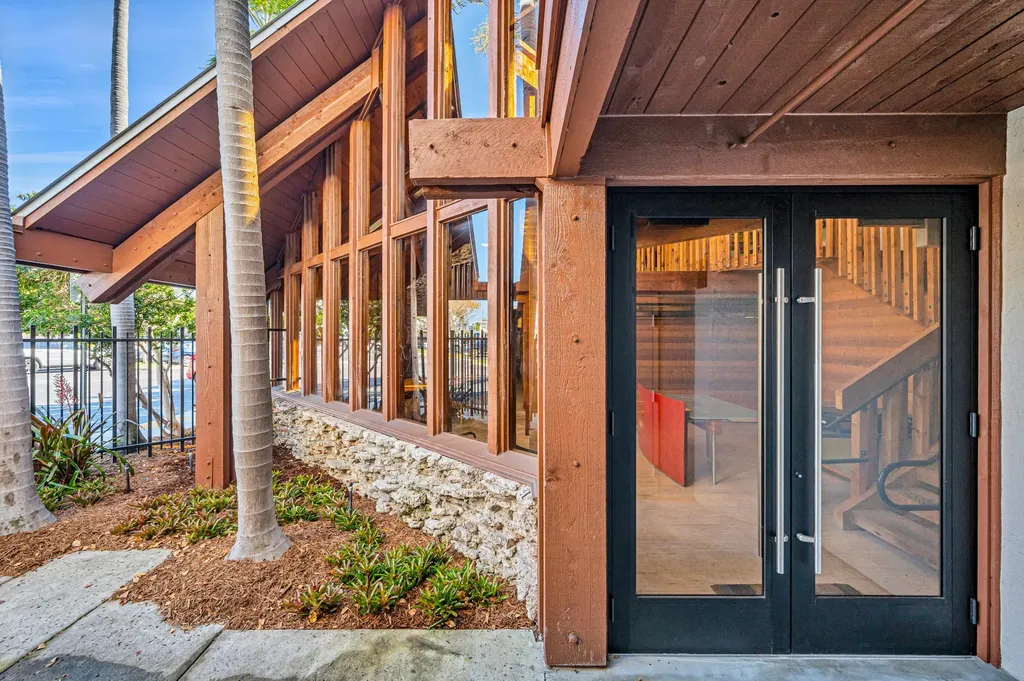 3045 N Federal Highway Fort Lauderdale FL 33306