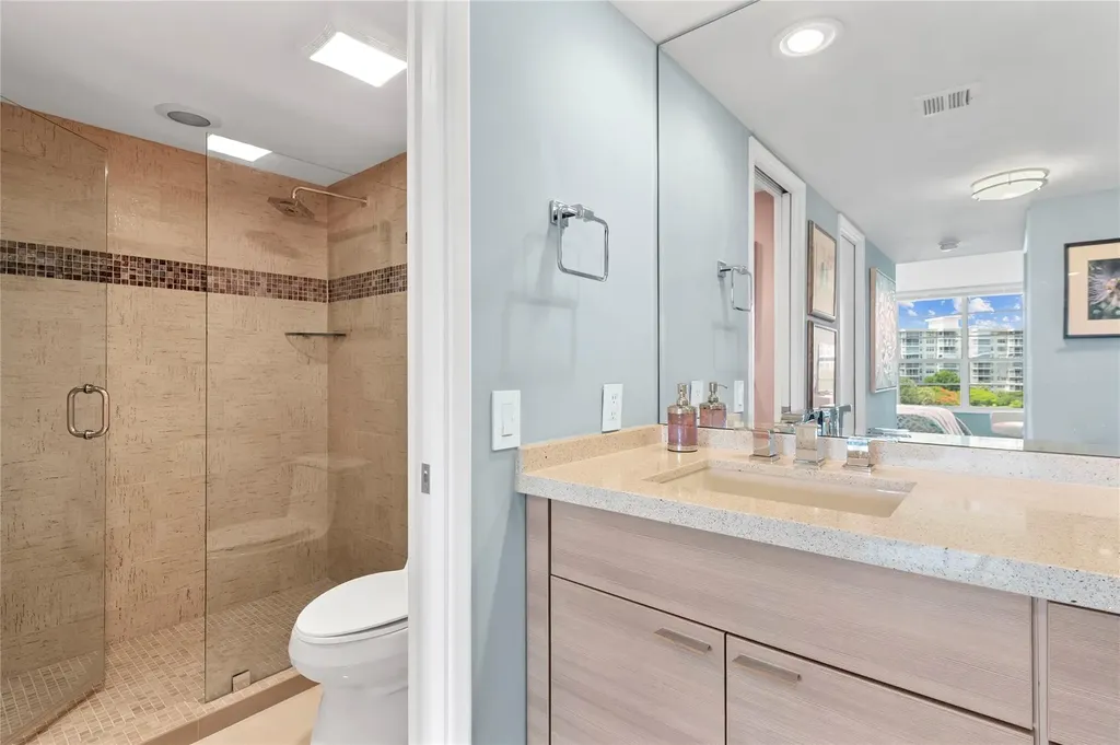 555 Oaks Lane Pompano Beach FL 33069