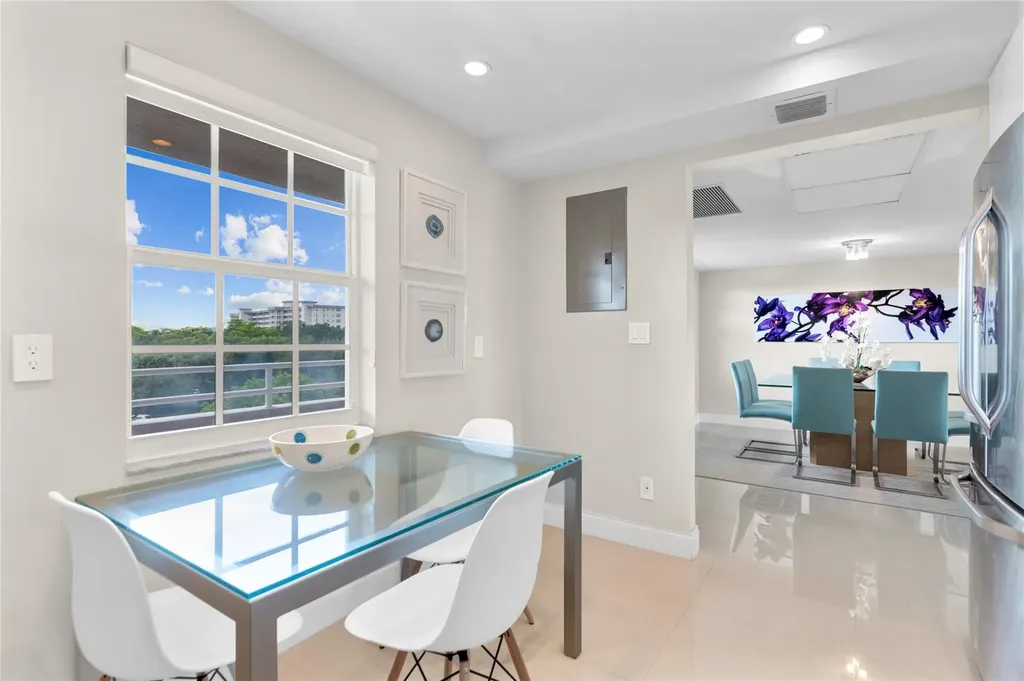 555 Oaks Lane Pompano Beach FL 33069