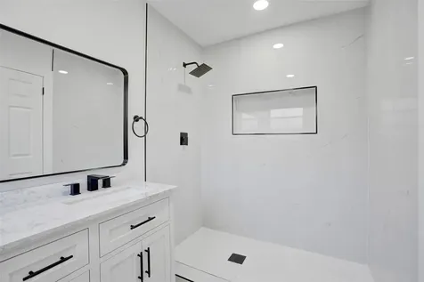 4017 NE 18th Avenue Oakland Park FL 33334