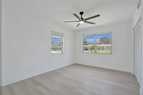 4017 NE 18th Avenue Oakland Park FL 33334
