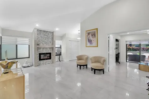 820 SW 87th Terrace Plantation FL 33324
