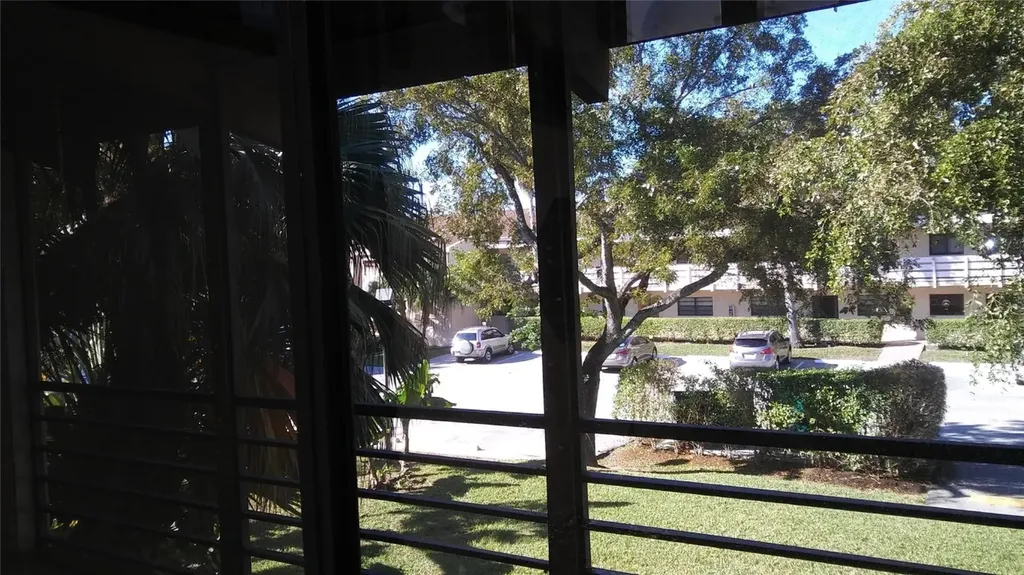 4491 Crystal Lake Drive Deerfield Beach FL 33064