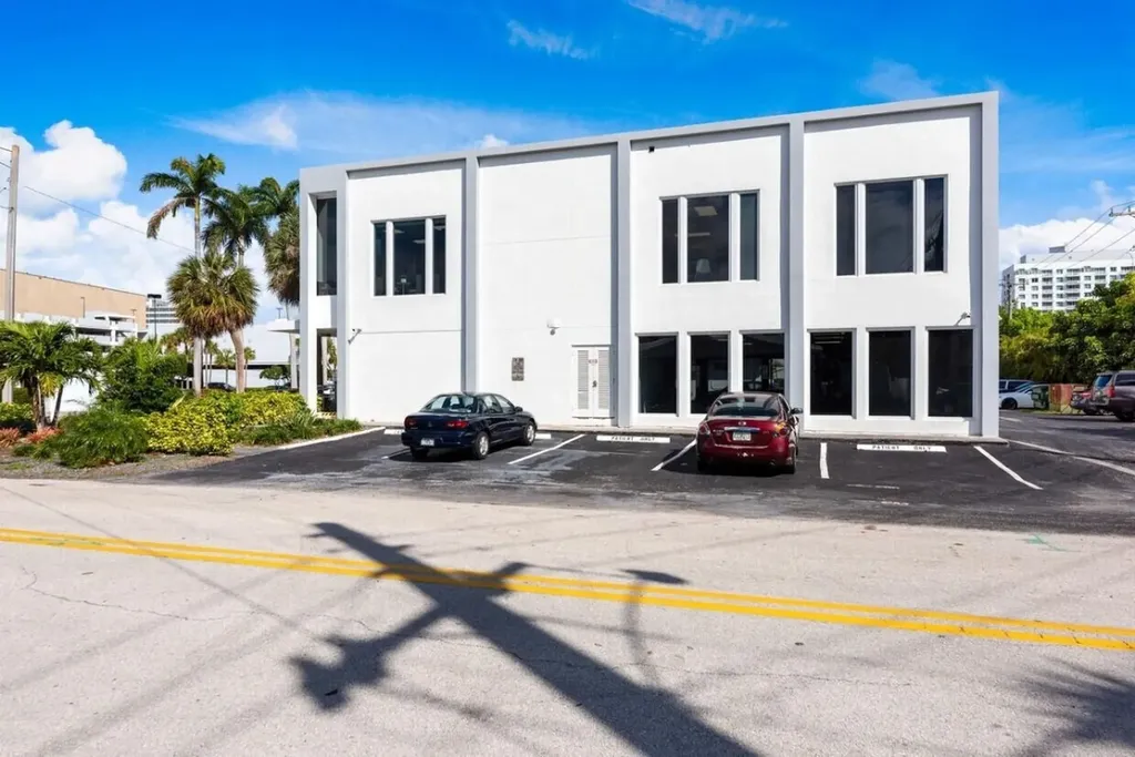 900 NE 26th Avenue Fort Lauderdale FL 33304