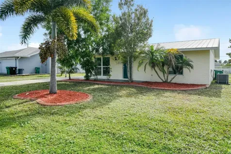 118 SW Ray Avenue Port St Lucie FL 34983