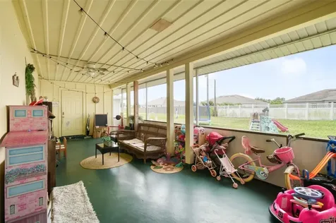 118 SW Ray Avenue Port St Lucie FL 34983