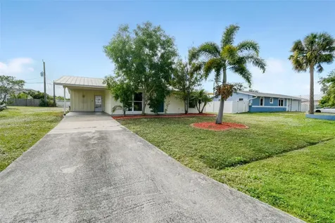 118 SW Ray Avenue Port St Lucie FL 34983