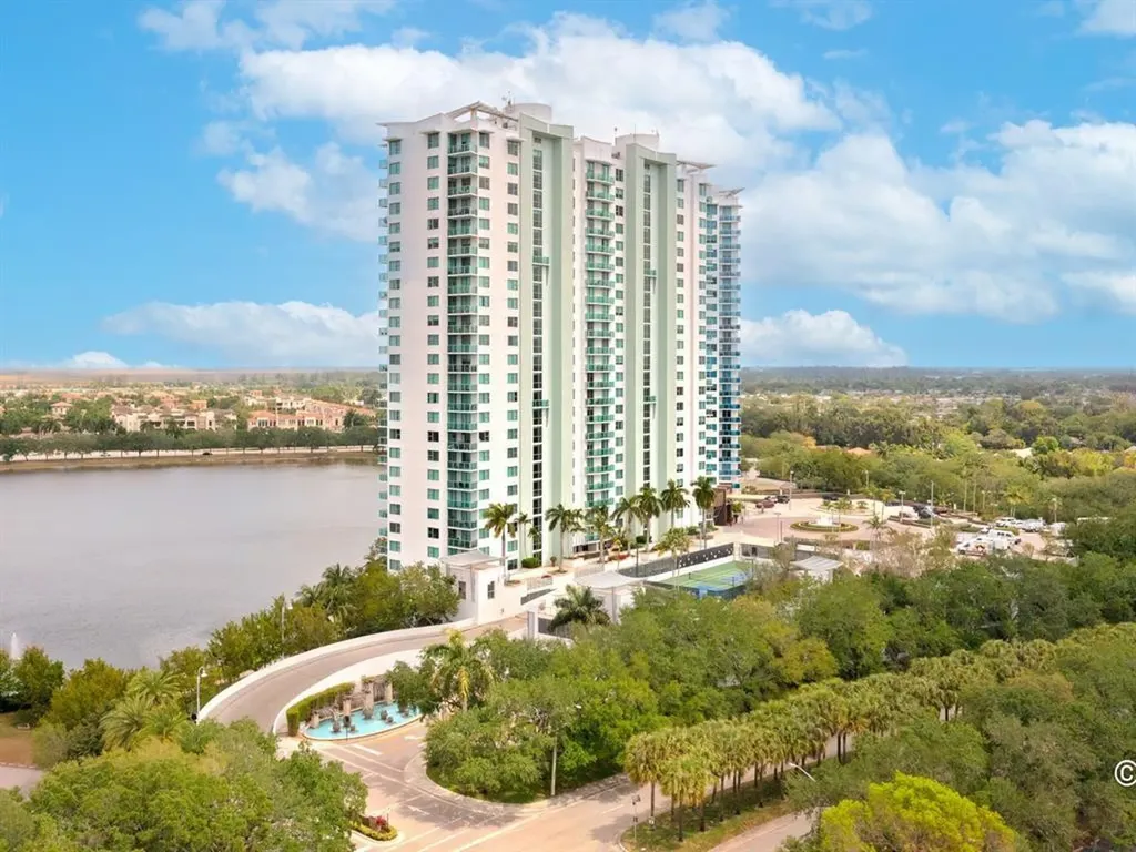 2641 N Flamingo Road Sunrise FL 33323