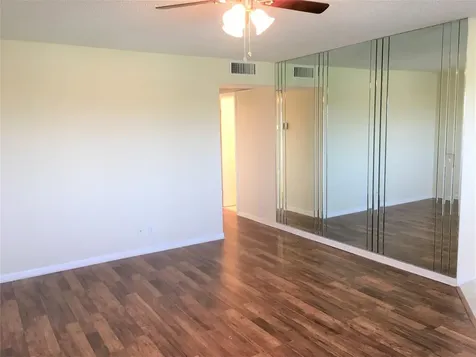 551 SW 135th Avenue Pembroke Pines FL 33027