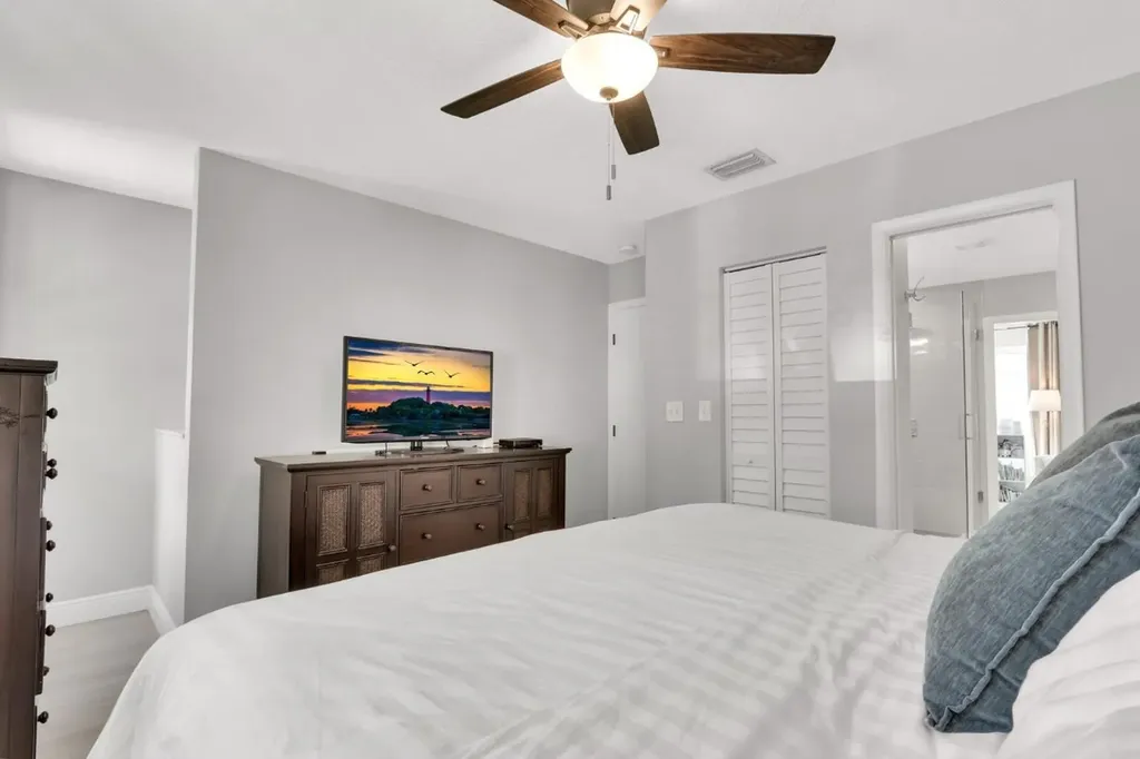 1869 NE 15th Avenue Fort Lauderdale FL 33305