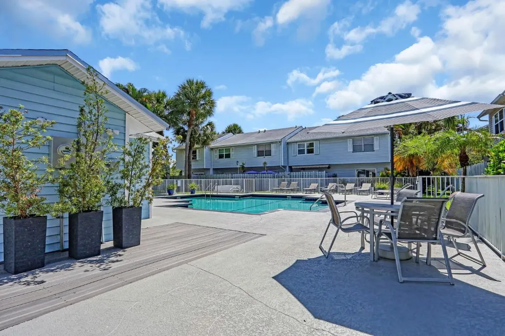 1869 NE 15th Avenue Fort Lauderdale FL 33305