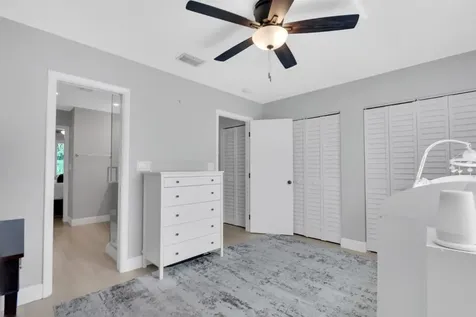1869 NE 15th Avenue Fort Lauderdale FL 33305