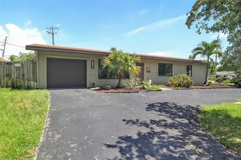 2141 NE 49th Street Lighthouse Point FL 33064