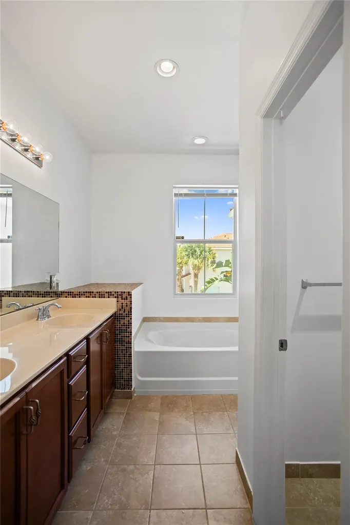 450 Greensboro Way Boynton Beach FL 33435