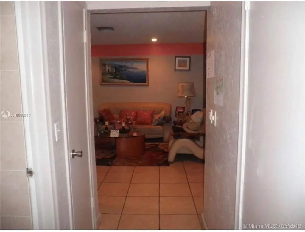 1741 NE 39th Street Pompano Beach FL 33064